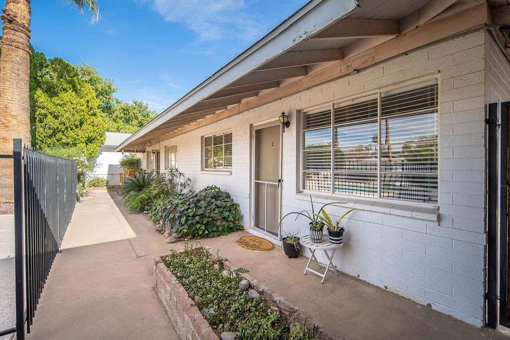 3517 E Montecito Avenue A, Phoenix, AZ 85018