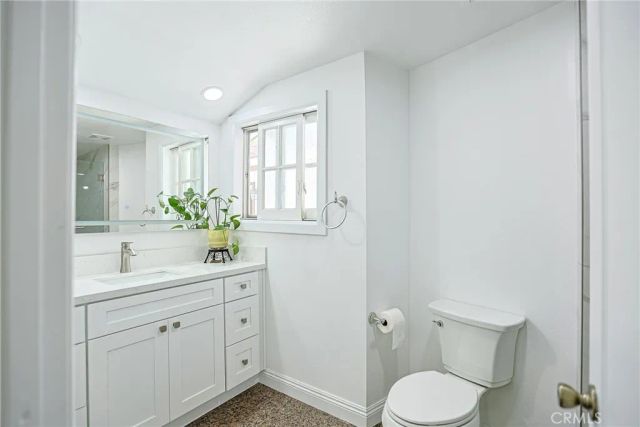25532 Charlemagne, Laguna Hills, CA 92653