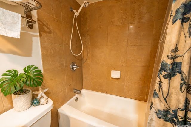 1850 Ala Moana Boulevard 315, Honolulu, HI 96815