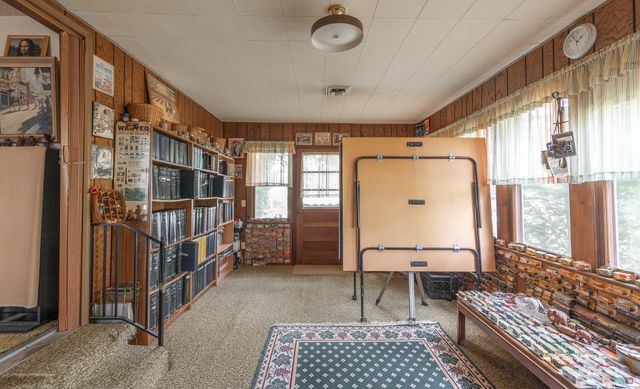 658 Rr 63, Cabool, MO 65689