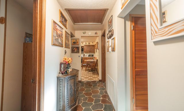 658 Rr 63, Cabool, MO 65689