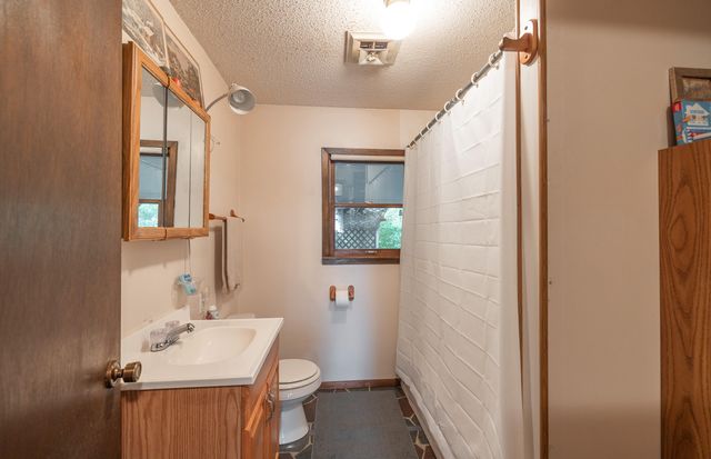 658 Rr 63, Cabool, MO 65689