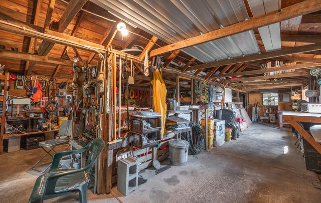 658 Rr 63, Cabool, MO 65689