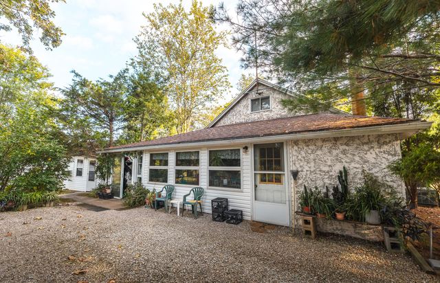 658 Rr 63, Cabool, MO 65689