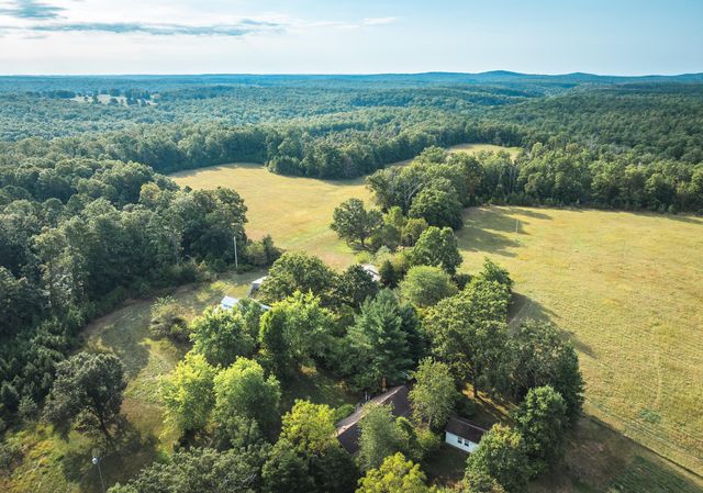 658 Rr 63, Cabool, MO 65689