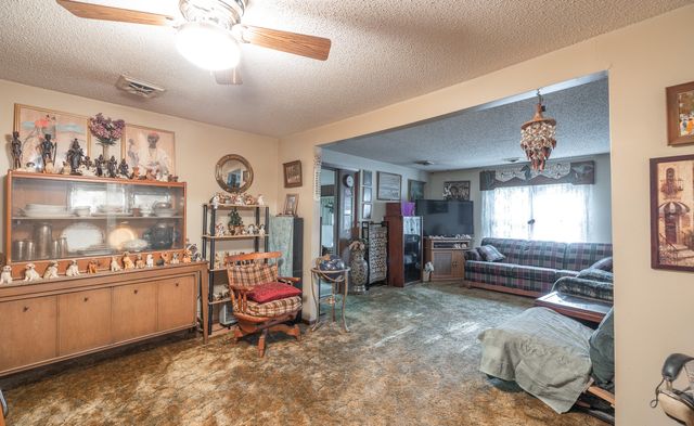 658 Rr 63, Cabool, MO 65689