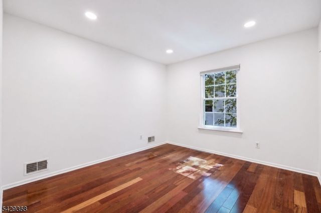 9 Cambridge Ct, Montgomery Twp., NJ 08540