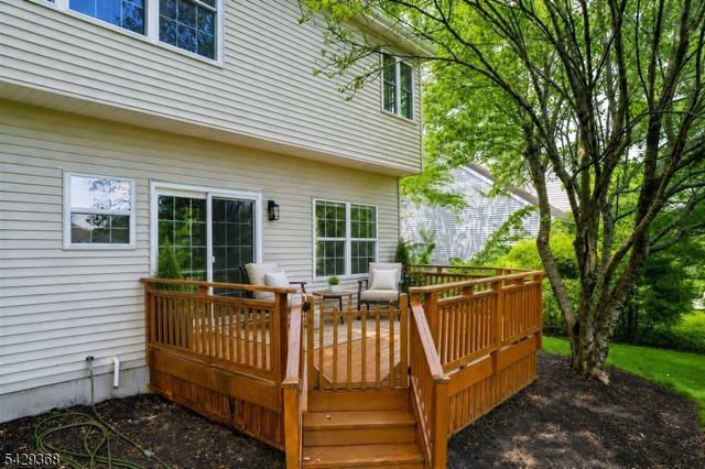 9 Cambridge Ct, Montgomery Twp., NJ 08540