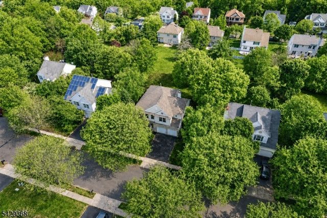 9 Cambridge Ct, Montgomery Twp., NJ 08540