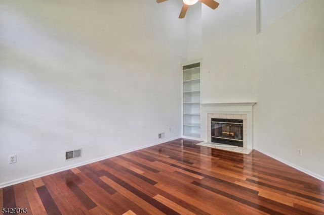9 Cambridge Ct, Montgomery Twp., NJ 08540