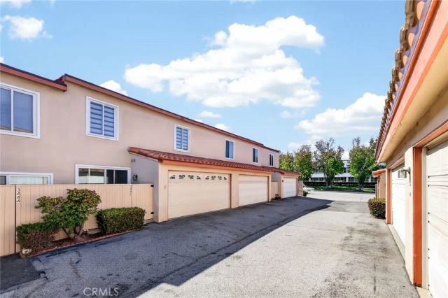 3442 Del Amo Blvd, Torrance, CA 90503