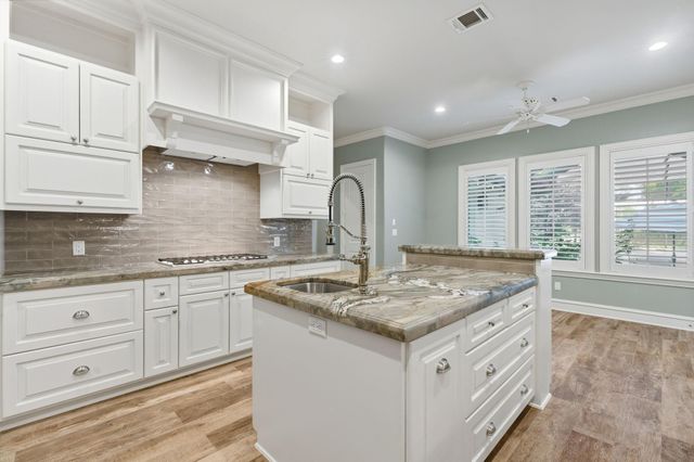 27614 Little Fox Crest, Spring, TX 77386