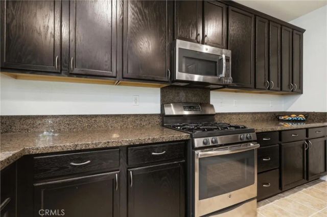 17948 Yellow Dock, San Bernardino, CA 92407
