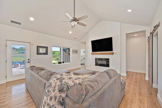 6790 Dornes Rd, Lincoln, CA 95648