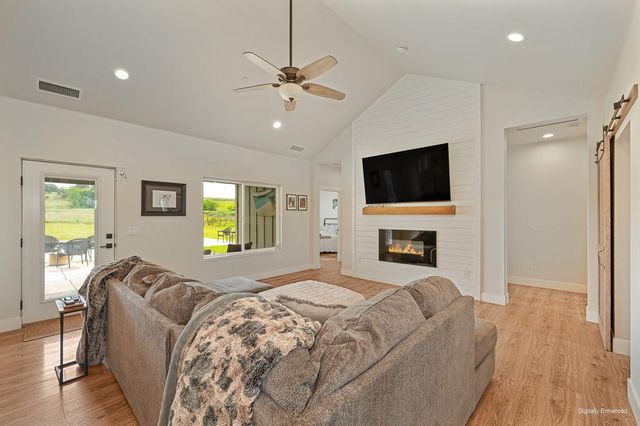6790 Dornes Rd, Lincoln, CA 95648