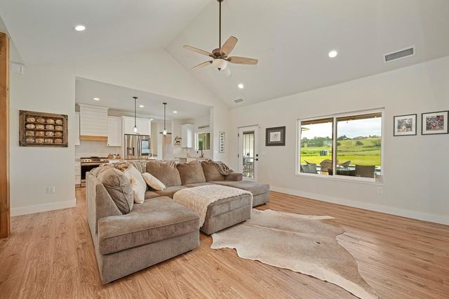 6790 Dornes Rd, Lincoln, CA 95648