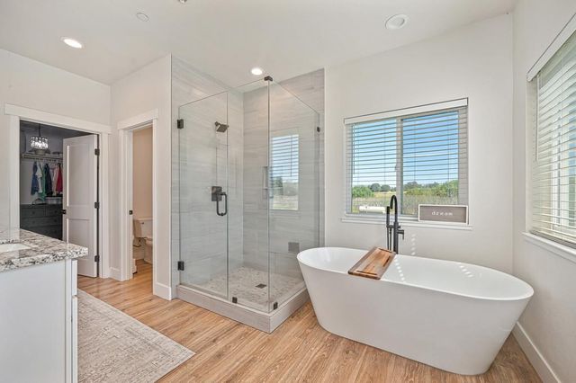 6790 Dornes Rd, Lincoln, CA 95648