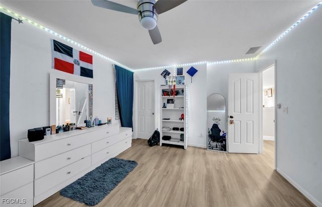 207 NE 24th TER, Cape Coral, FL 33909