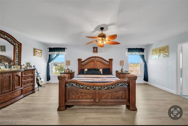 207 NE 24th TER, Cape Coral, FL 33909