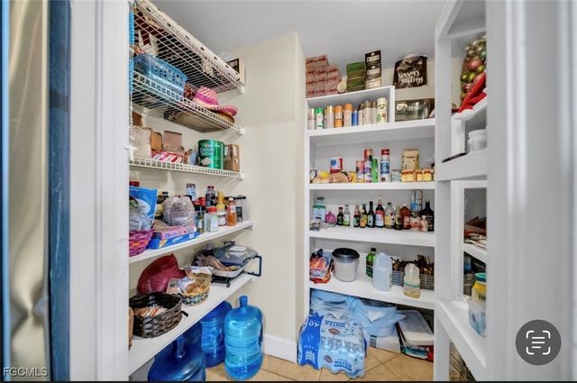 207 NE 24th TER, Cape Coral, FL 33909