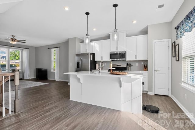10840 Overlook Mountain Drive, Charlotte, NC 28216