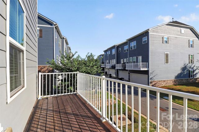 10840 Overlook Mountain Drive, Charlotte, NC 28216