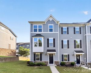 10840 Overlook Mountain Drive, Charlotte, NC 28216