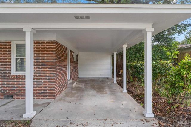 4252 Acacia Dr, Pensacola, FL 32503