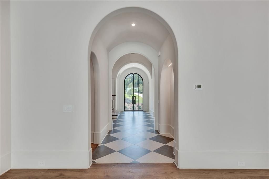 Image 13 of property listing at 130 Bridge Way, Alpharetta, GA 30005