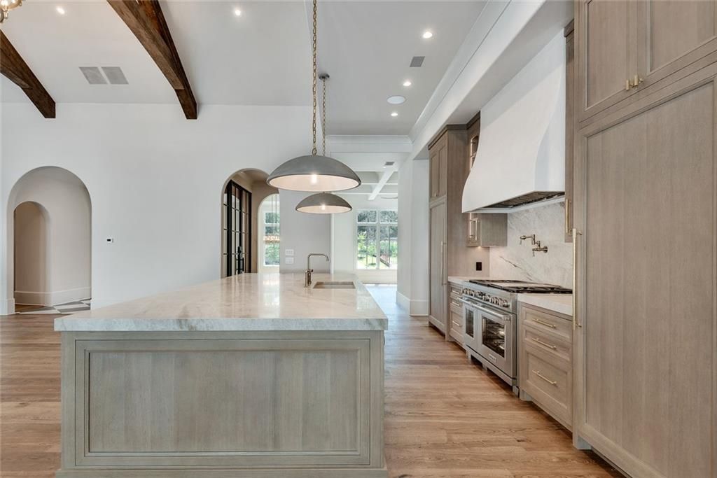 Image 27 of property listing at 130 Bridge Way, Alpharetta, GA 30005