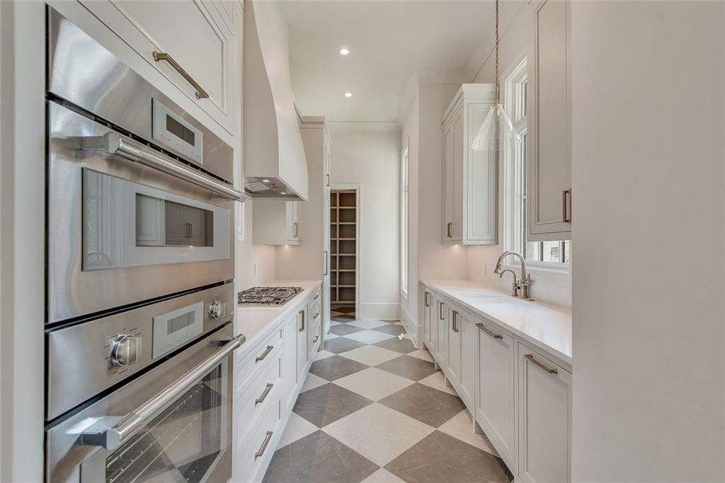 Image 38 of property listing at 130 Bridge Way, Alpharetta, GA 30005