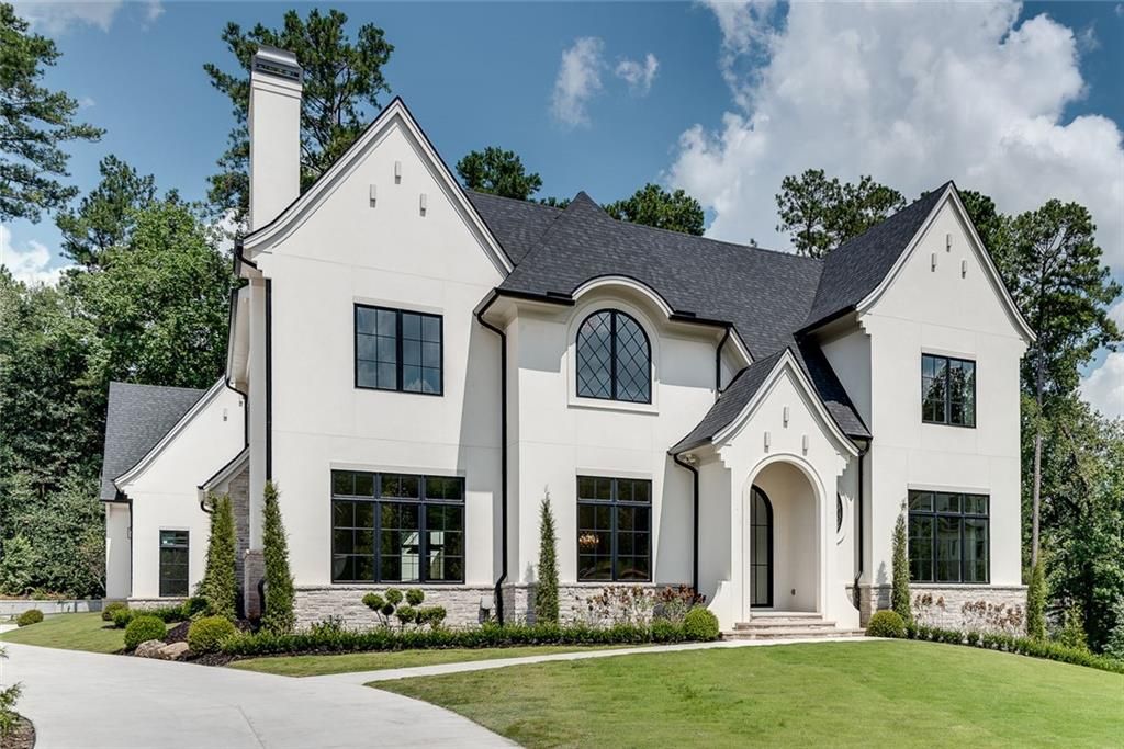 Image 4 of property listing at 130 Bridge Way, Alpharetta, GA 30005