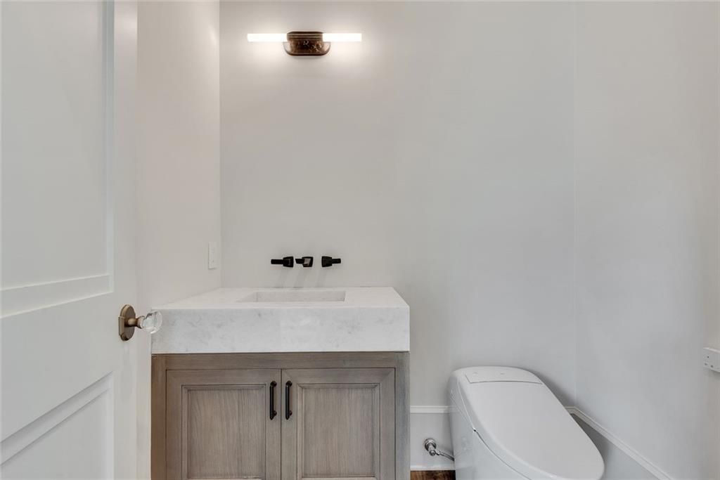 Image 60 of property listing at 130 Bridge Way, Alpharetta, GA 30005