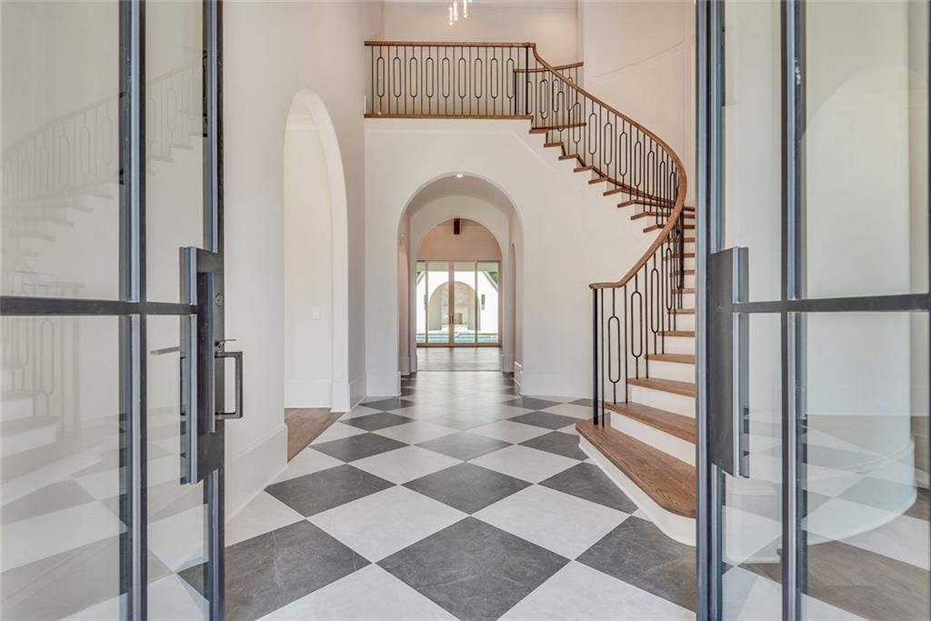 Image 9 of property listing at 130 Bridge Way, Alpharetta, GA 30005