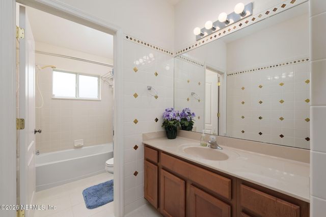 9517 ADELAIDE Drive, Jacksonville, FL 32244