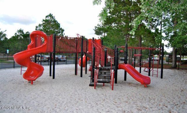 9517 ADELAIDE Drive, Jacksonville, FL 32244