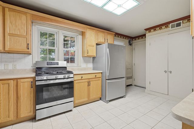 2310 16th Avenue, Moline, IL 61265