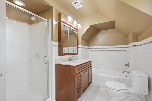 2310 16th Avenue, Moline, IL 61265
