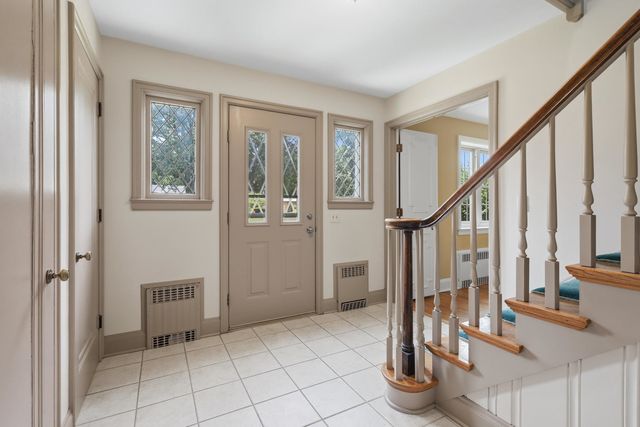 2310 16th Avenue, Moline, IL 61265
