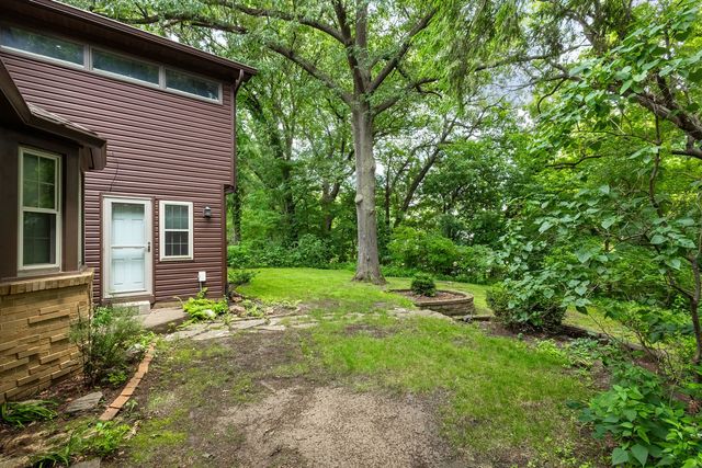 2310 16th Avenue, Moline, IL 61265