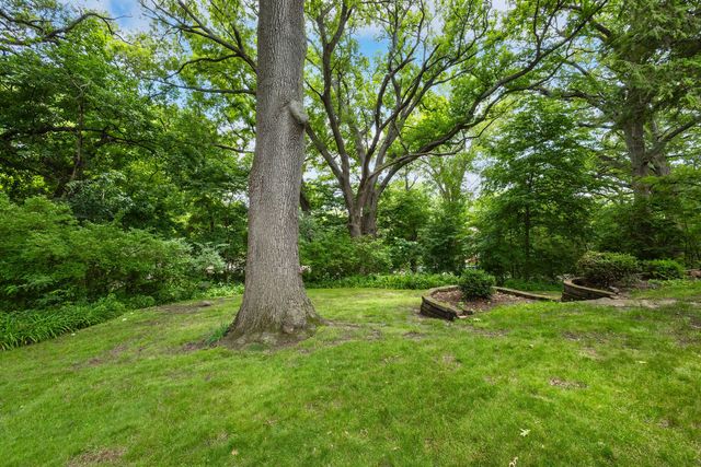 2310 16th Avenue, Moline, IL 61265