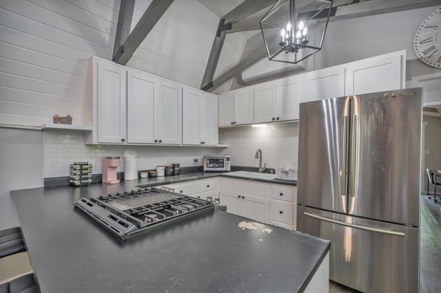 4965 Clear Creek Rd, Placerville, CA 95667