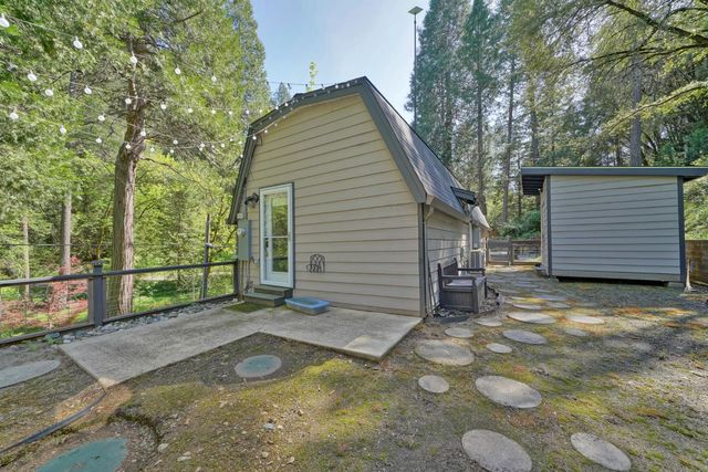 4965 Clear Creek Rd, Placerville, CA 95667