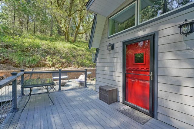 4965 Clear Creek Rd, Placerville, CA 95667