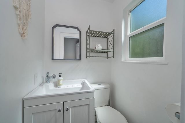 4965 Clear Creek Rd, Placerville, CA 95667