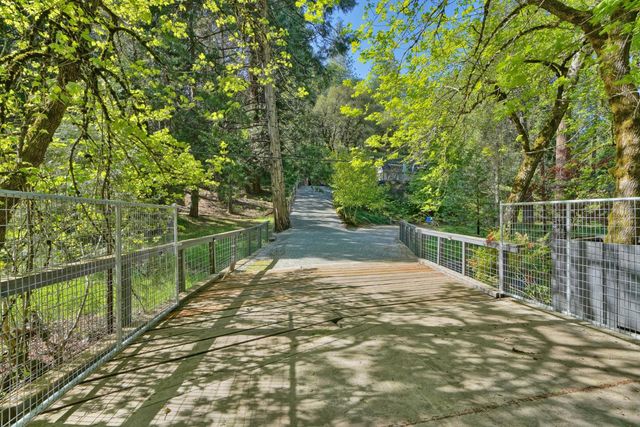 4965 Clear Creek Rd, Placerville, CA 95667