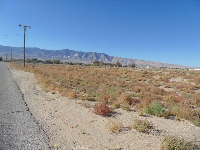 10650 KENDALL Road, Lucerne Valley, CA 92356