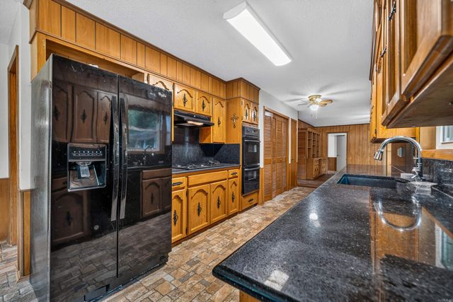 100 Kirkwood Street, Hot Springs, AR 71913