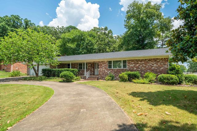 100 Kirkwood Street, Hot Springs, AR 71913