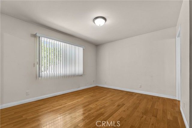 12731 Victory, North Hollywood (los Angeles), CA 91606